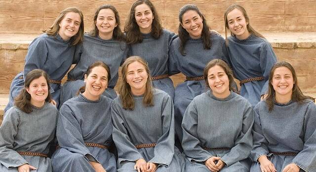 10 jóvenes monjas de Iesu Communio hablan de su vocación, sus llamadas, miedos y encuentros con Dios