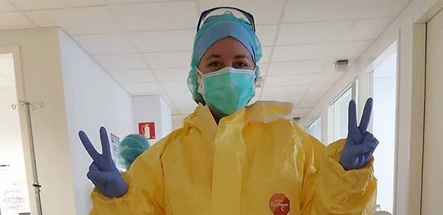 Sara Palmés, enfermera en el Hospital de Igualada, ha estado las últimas semanas en la UCI del hospital.