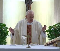 Homilía del Papa Francisco: «El Espíritu Santo evita que la doctrina se equivoque»