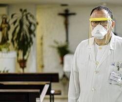 La Iglesia española dedicará el 25 o 26 de julio a orar por las víctimas de la pandemia