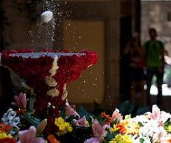 700 años de Corpus en Barcelona: este año, turnos de adoración en la hermosa Santa María del Mar 