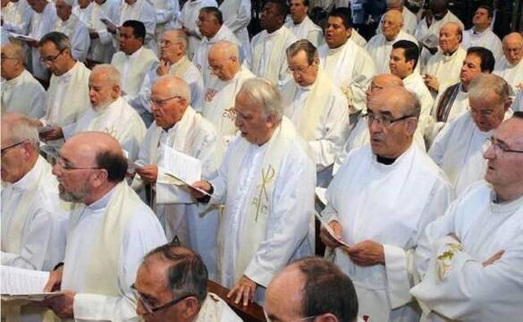 Segovia cumple 10 años sin una ordenación sacerdotal: un gran problema que se extiende por Occidente