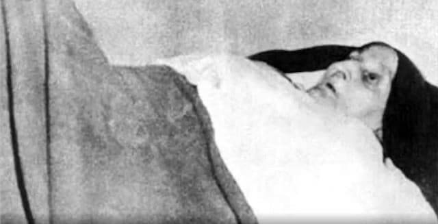 Endemoniada y exorcizada de niña, pasó 60 años en cama ofreciendo los dolores al Cristo de su cuarto