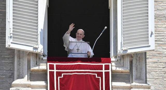 El Papa alerta en el Ángelus que el objetivo del diablo «es obstaculizar la obra de salvación»