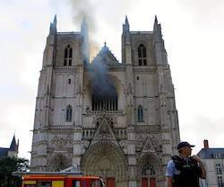 El primer detenido por incendiar la catedral de Nantes sí era culpable y ha terminado confesando