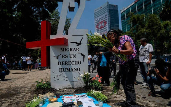 La Iglesia pide justicia por la masacre de 72 migrantes que quedó impune hace diez años en México