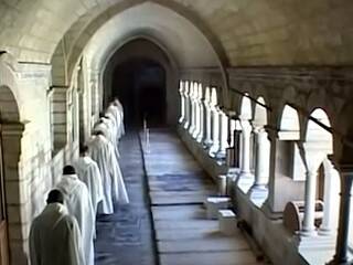 19 trapenses en la abadía de Aiguebelle