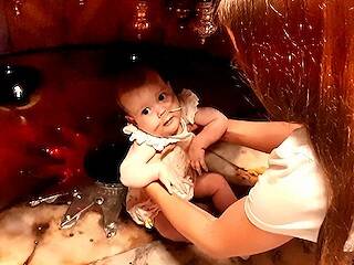 Un bebé en el lugar donde nació Jesús