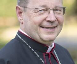 Roma recuerda a los obispos alemanes que los protestantes no pueden comulgar; éstos insisten