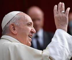 El Papa pide regenerar la sociedad y no volver «a la llamada normalidad», llena de «injusticias»