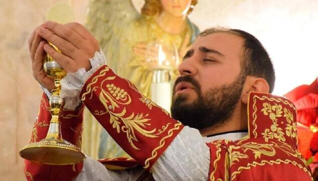 El padre Bedros, un joven sacerdote entre Siria y ahora Armenia: una vida marcada por la persecución