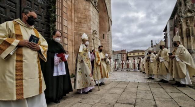 Empieza el Año Jubilar en Burgos, por los 800 años de su impresionante catedral; se va su arzobispo