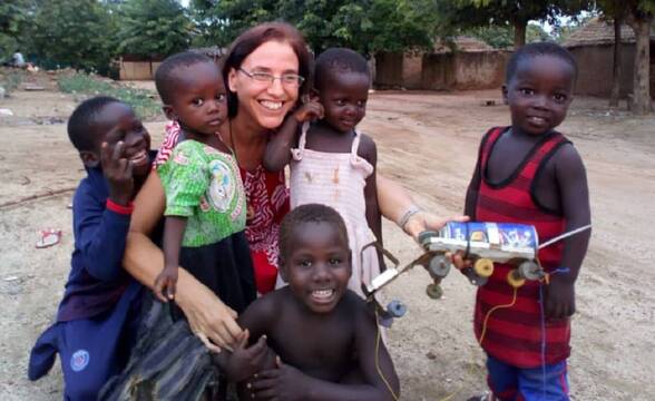 Una misionera española en Togo ofrece una forma de felicitar la Navidad y así ayudar a las misiones