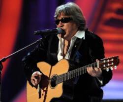 José Feliciano, ciego, creador del hit «Feliz Navidad», es provida: «Si late un corazón hay vida»