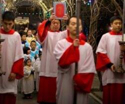 En China, cada Navidad, presionan más a los cristianos... este año usan la excusa del coronavirus