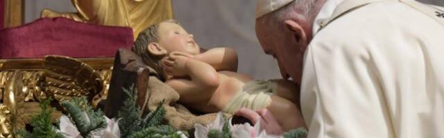 «Niño del pesebre, desde esta noche, todos son mis hermanos»: la misa de Navidad del Papa Francisco
