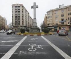 La izquierda que gobierna Cáceres amenaza de nuevo con derribar su gran cruz de 12 metros y 80 años