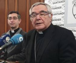 El obispo de Cantabria protesta contra el límite de 10 personas por templo, por injusto y absurdo