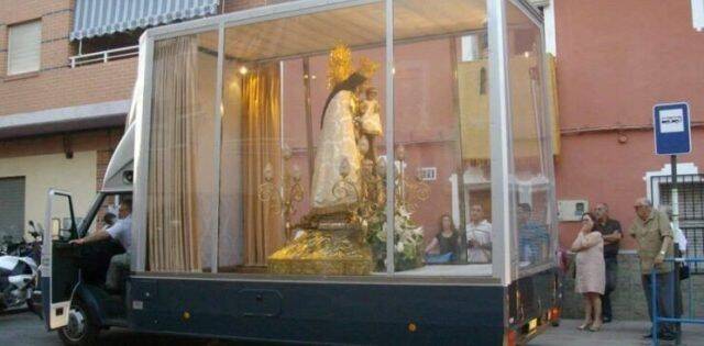 El Maremóvil es el vehículo que llevará a la Virgen de los Desamparados por las calles de Valencia en Fallas