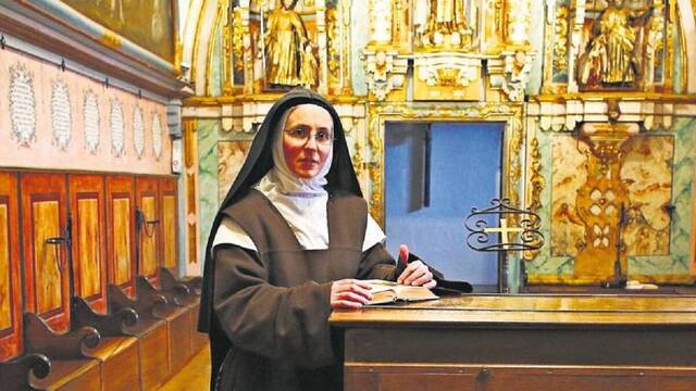 Sor Aude de María en el convento de carmelitas