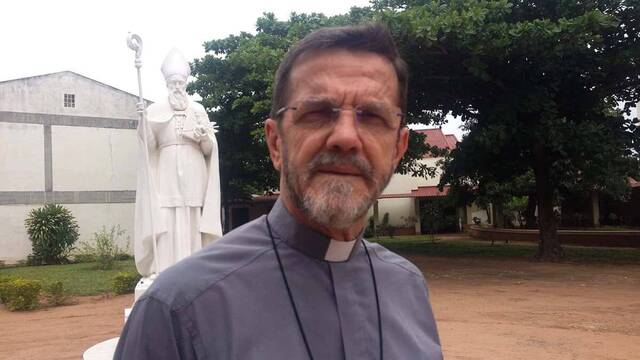 El obispo Luiz Fernando Lisboa
