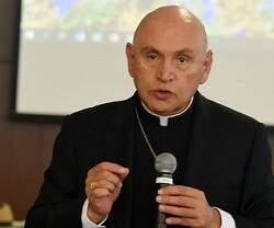 Mario Dorsonville es el obispo auxiliar de Washington y portavoz de temas de Migraciones de los obispos norteamericanos