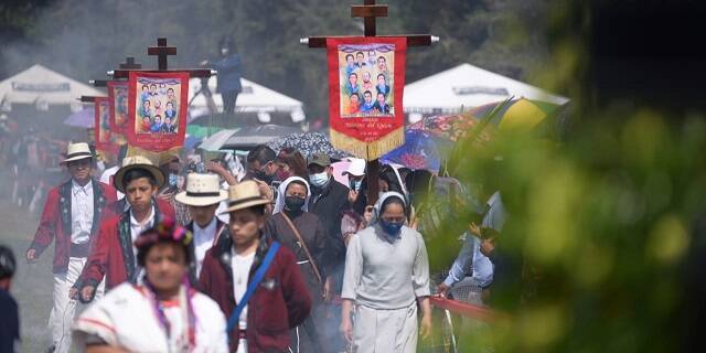 Devotos de los mártires del Quiché acudieron a su beatificación en Guatemala