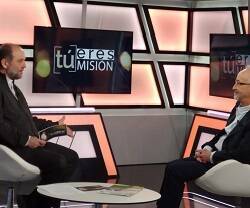 José María Calderón entrevista un invitado en Tú Eres Misión