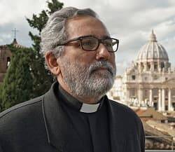 Juan Antonio Guerrero, jesuita español, es el prefecto de la Secretaría de Economía de la Santa Sede