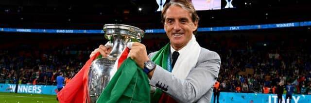 Roberto Mancini con la Eurocopa