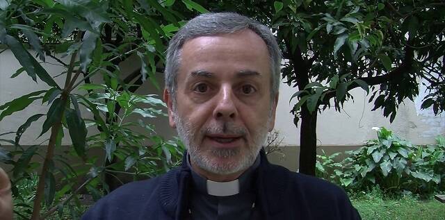 El obispo Ponce de León, argentino, único obispo de Eswatini, cuenta la violencia que atraviesa el país
