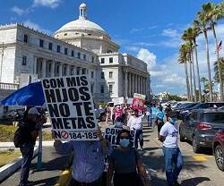 Ya en años anteriores salieron las familias a las calles de Puerto Rico y otros países con el lema Con Mis Hijos No Te Metas