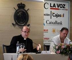 Conferencia del obispo Munilla en El Puerto de Santa María - foto de Antonio Vázquez en La voz del Puerto