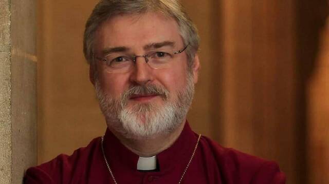 Goodall dejará su cargo como obispo anglicano el 8 de septiembre 