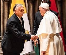 Francisco con el Primer Ministro húngaro, Victor Orbán, en su visita a Budapest