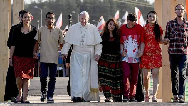 El Papa, con jóvenes en la JMJ de Cracovia