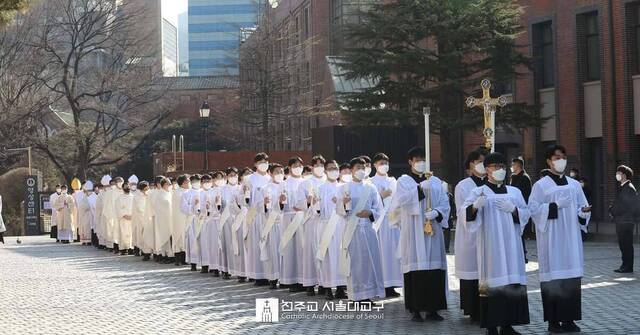 Ordenaciones sacerdotales en Seúl en enero de 2022