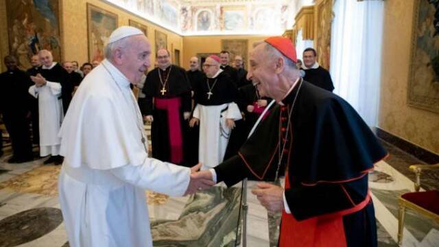 El Papa Francisco con Luis Francisco Ladaria Ferrer.
