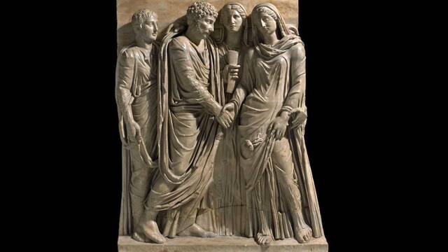 Relieve en mármol en un sarcófago romano del siglo II d.C. representando la celebración de un matrimonio.