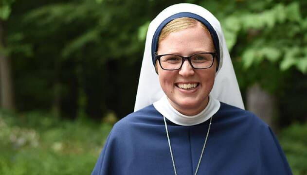 Sor Lucía Christi, monja de las Sisters of Life