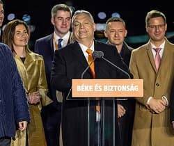 Orban celebra su victoria en las elecciones