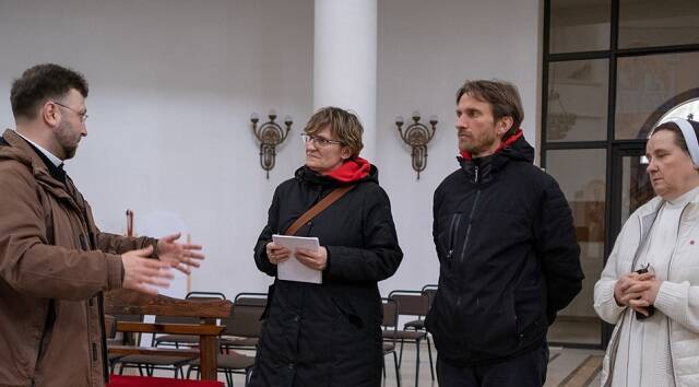 Religiosos y parroquias en Ucrania explican sus necesidades al equipo de ACN
