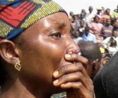 Decenas de muertos y heridos en el ataque a una iglesia católica de Nigeria durante Pentecostés 