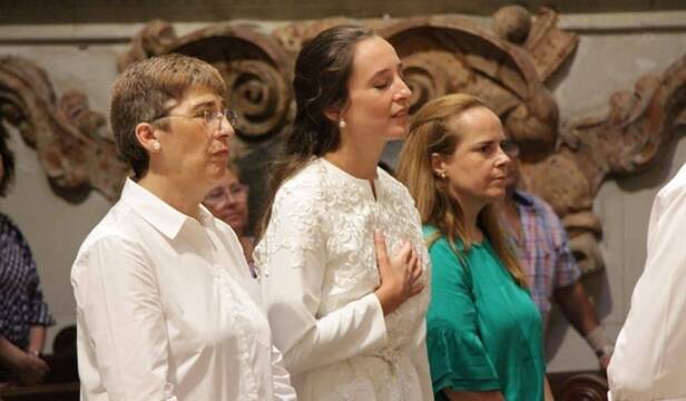 Elisa se convirtió el pasado sábado en la Archidiócesis de Sevilla en virgen consagrada