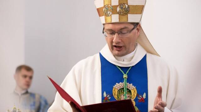Monseñor Visvaldas Kulbokas explica la dramática situación que todavía se sigue viviendo en Ucrania.