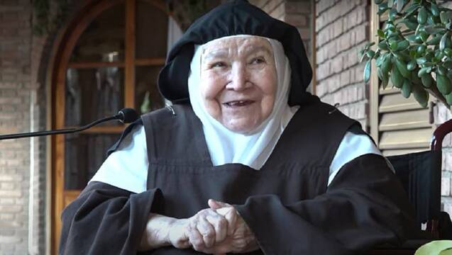 Teresa Margarita acaba de cumplir 77 años como monja carmelita.