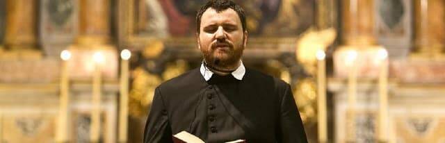 Maurizio Botta es un joven sacerdote del Oratorio de San Felipe Neri.
