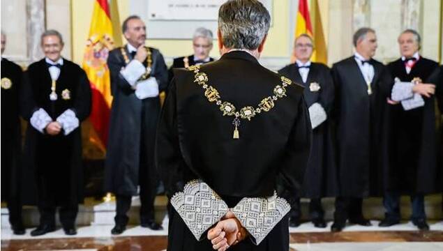 Reunión en la Sala de Gobierno del Tribunal Supremo en España - foto de agencia Efe