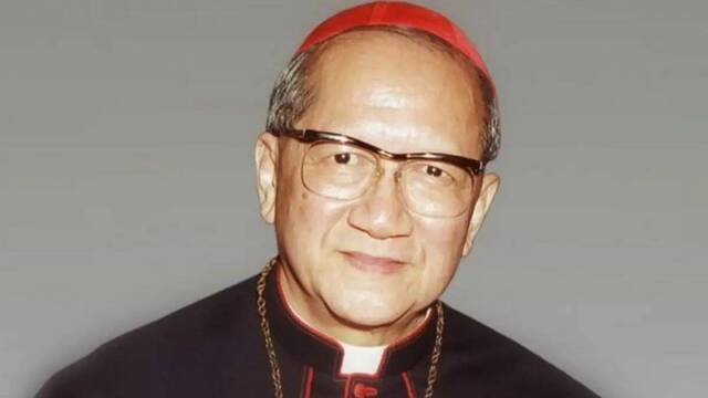 Cardenal Van Thuan.