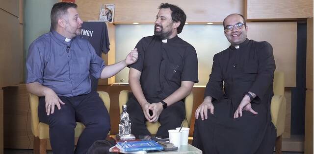 Los sacerdotes Silva, Bronchalo y Doménech hablan de temas complejos con estilo ameno y directo en Red de Redes